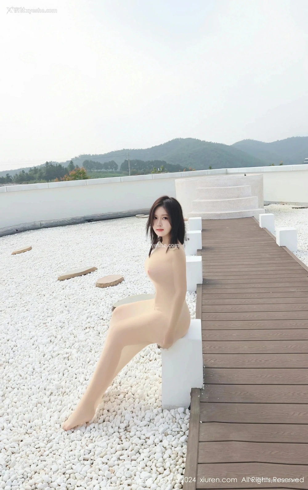 1P - [XiuRen秀人网] No.9489 小薯条nienie