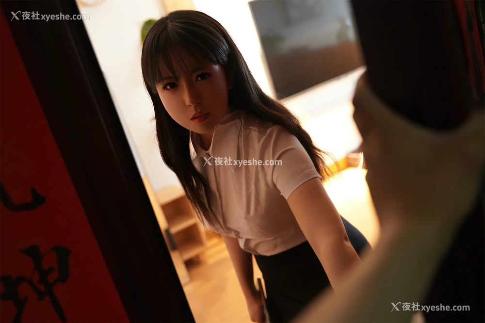 1P - 虎森森 – 下班后的OL