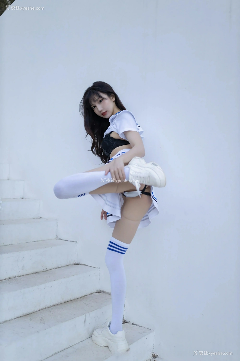 1P - [XiuRen秀人网] No.9554 陆萱萱