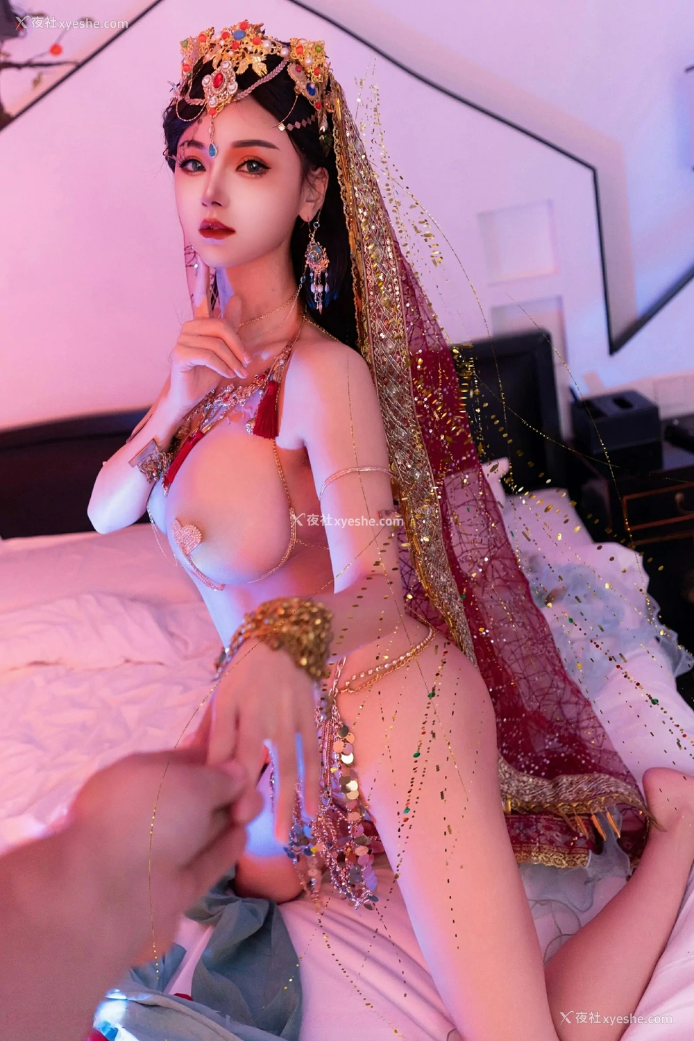 1P - [XiuRen秀人网] No.9585 不吃冰淇淋