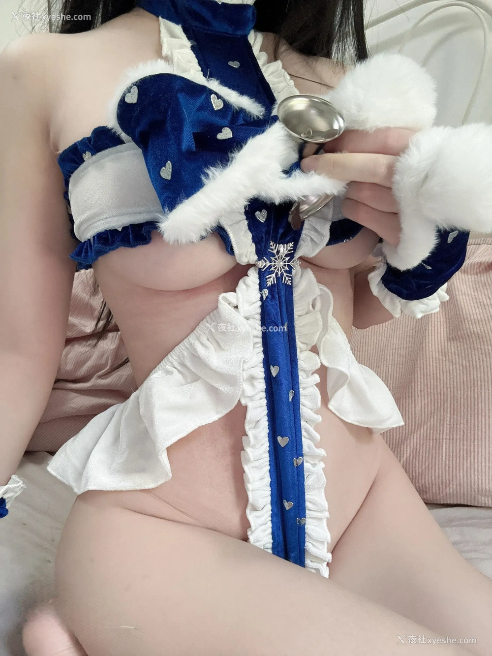 1P - 前羽 – 雪花自拍