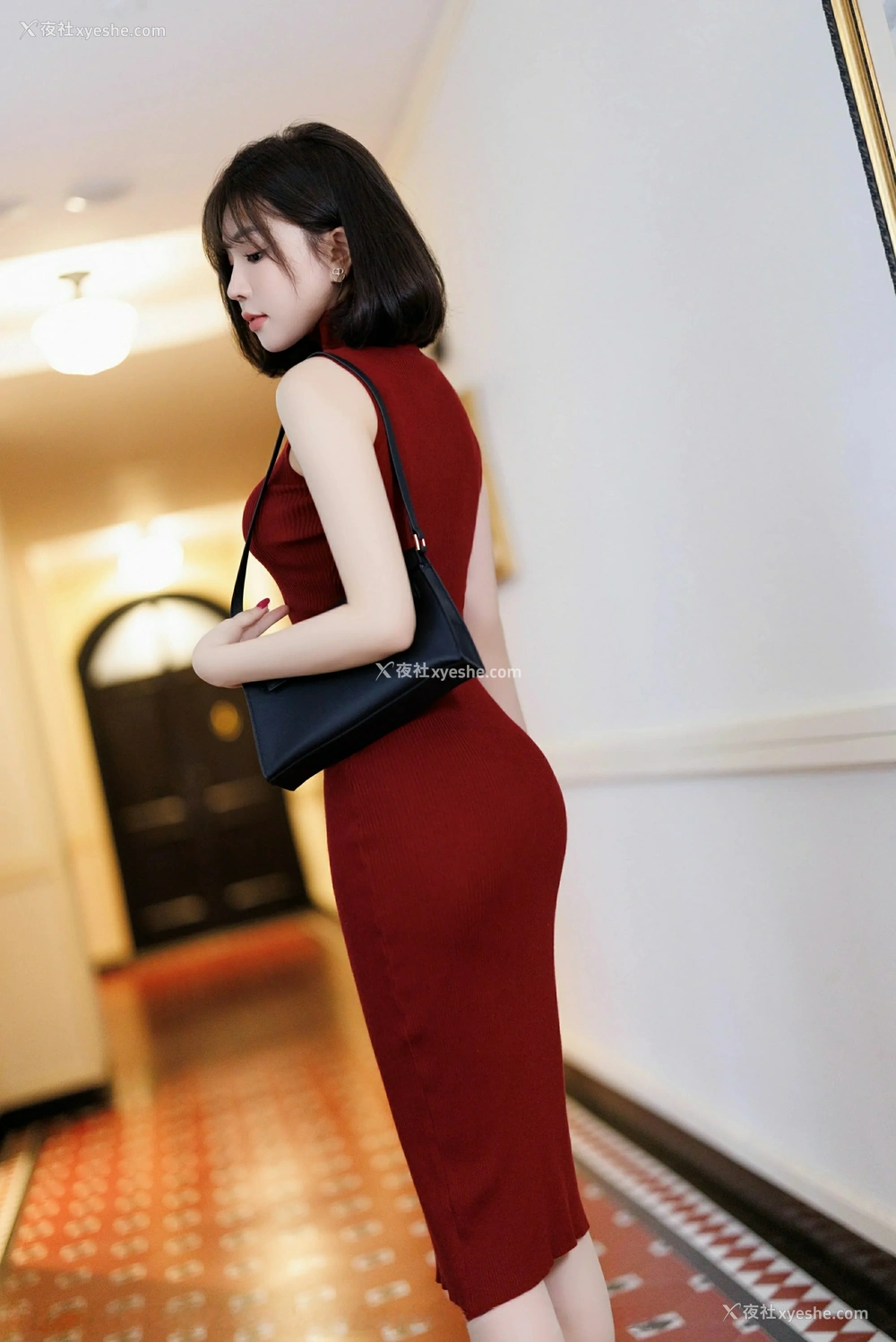 1P - [XiuRen秀人网] No.9589 徐莉芝Booty