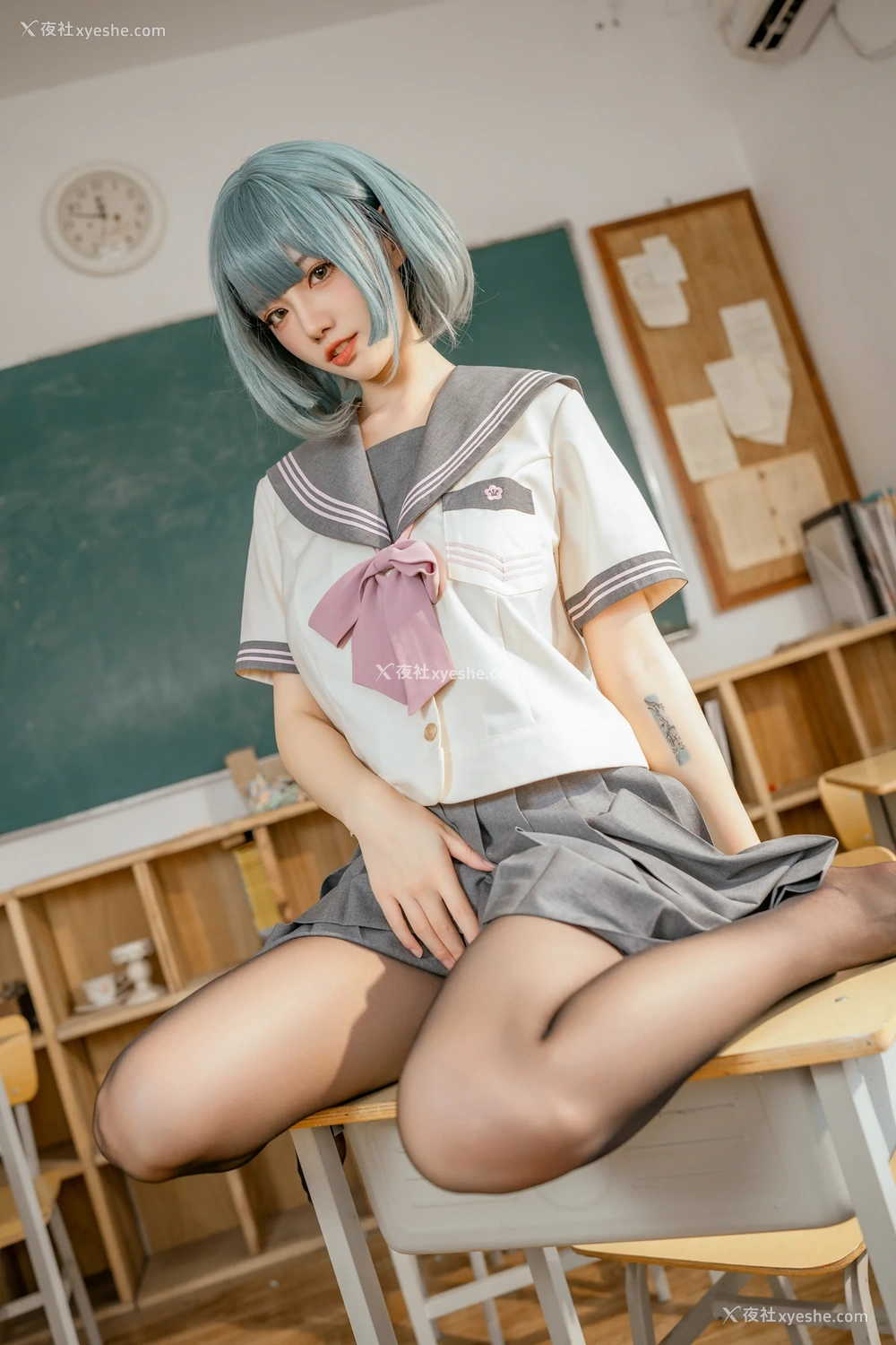 1P - 桃良阿宅 – 不良JK
