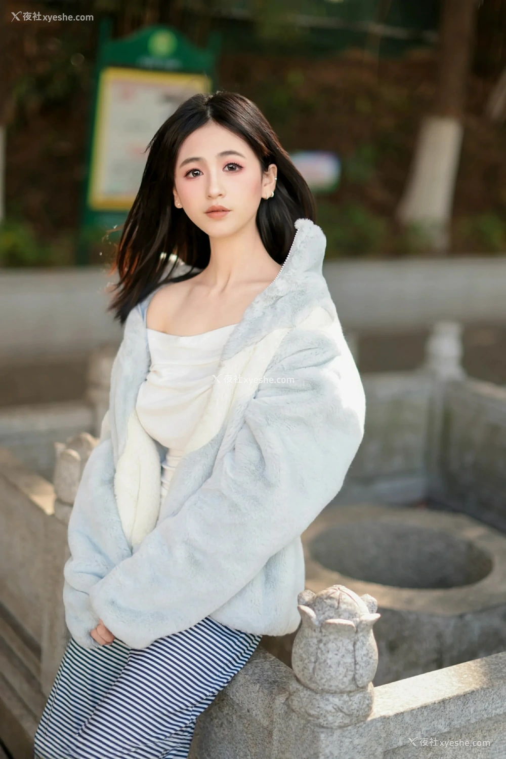 1P - [XiuRen秀人网] No.9605 奶芙乔乔