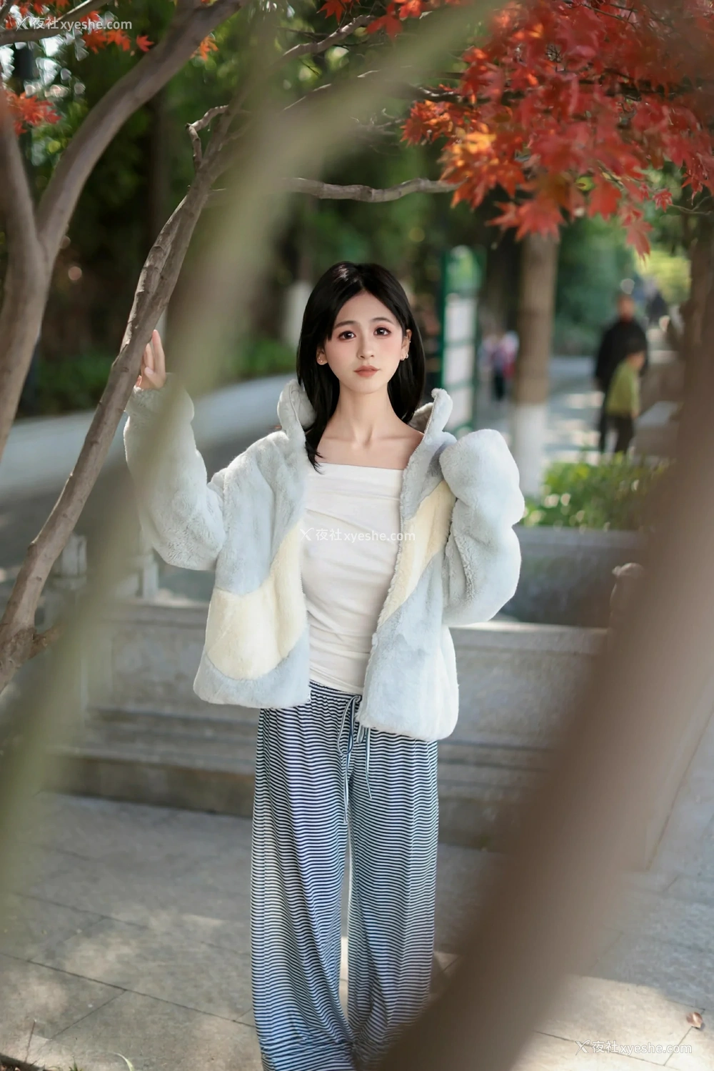 1P - [XiuRen秀人网] No.9605 奶芙乔乔