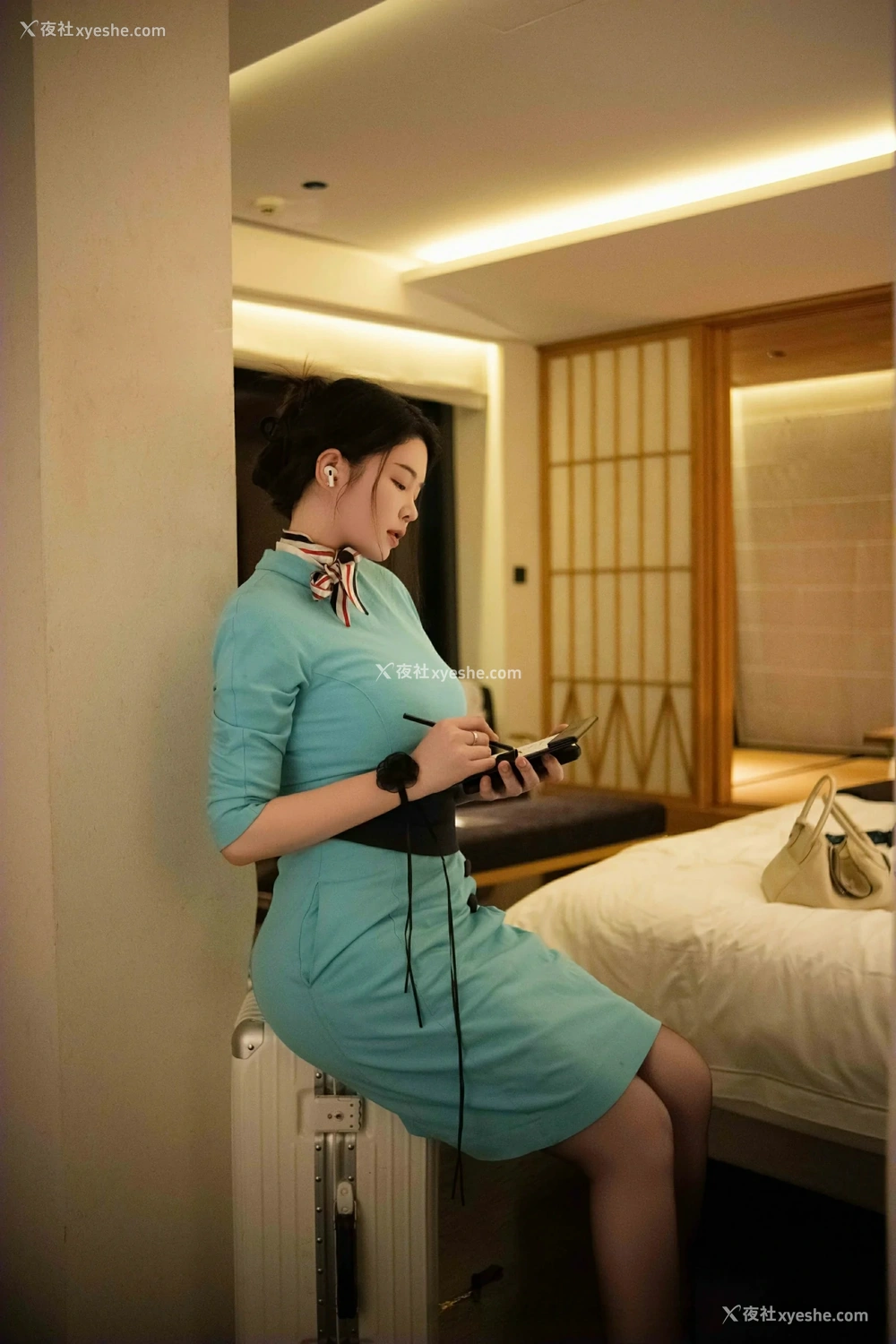 1P - [XiuRen秀人网] No.9609 樱桃小犊子