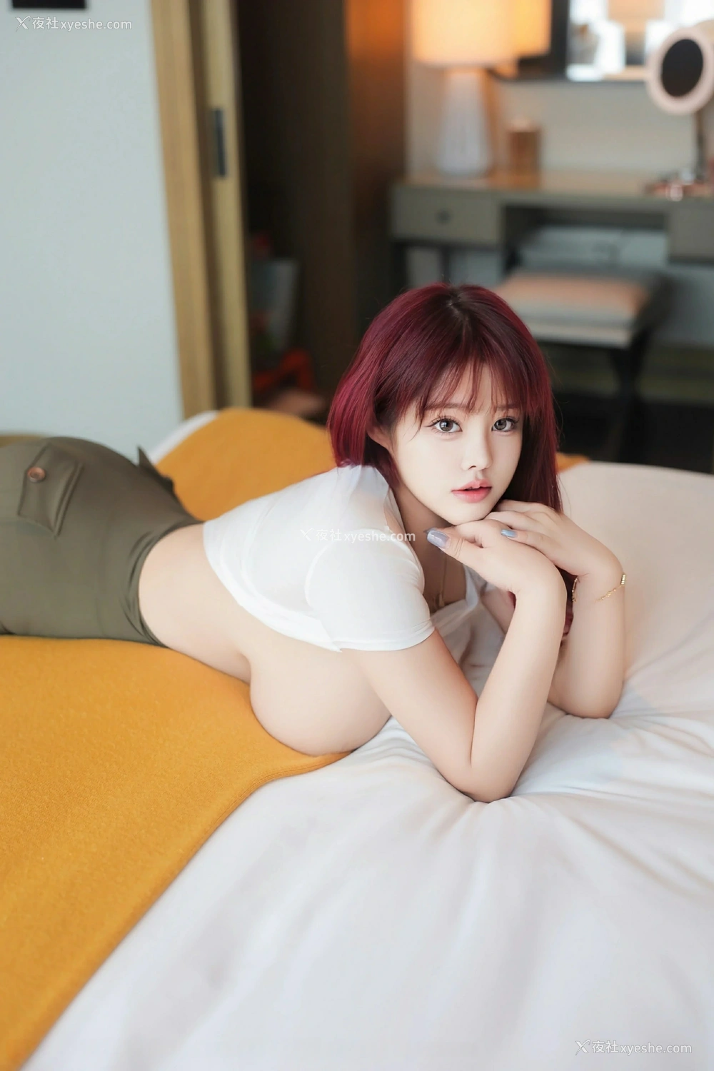 1P - [XiuRen秀人网] No.9615 H70的Lena