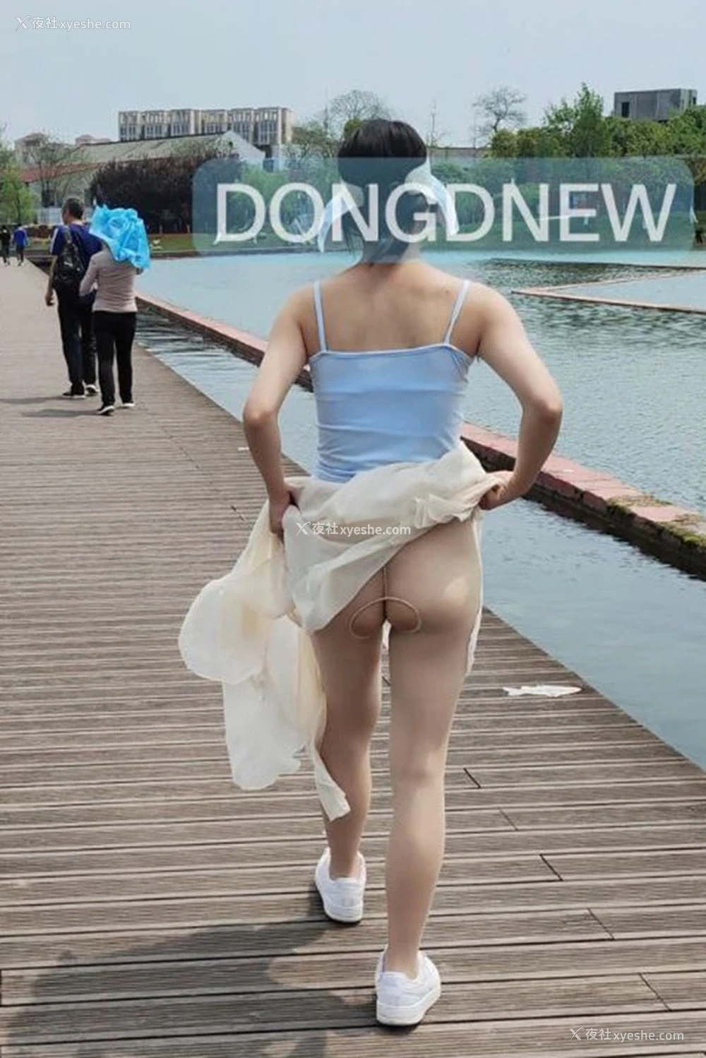 1P - 绿帽网红@长沙DDNEW情侣 尺度视图合集