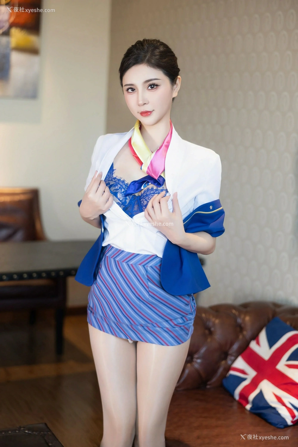1P - [XiuRen秀人网] No.9612 小蛮妖Yummy