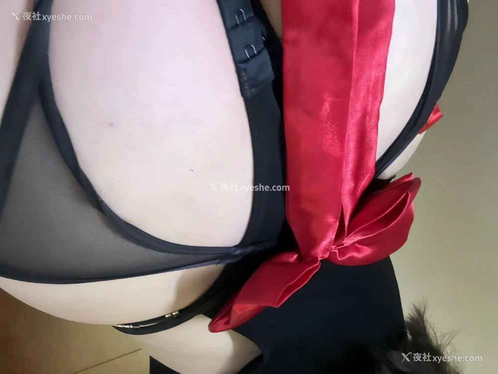 1P - 美邵女Baby – 黑丝连体丁 吊带袜