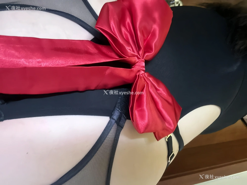 1P - 美邵女Baby – 黑丝连体丁 吊带袜