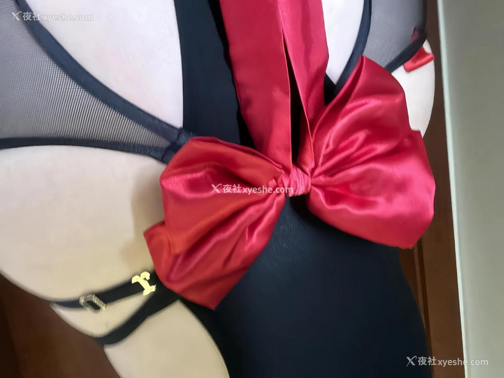 1P - 美邵女Baby – 黑丝连体丁 吊带袜