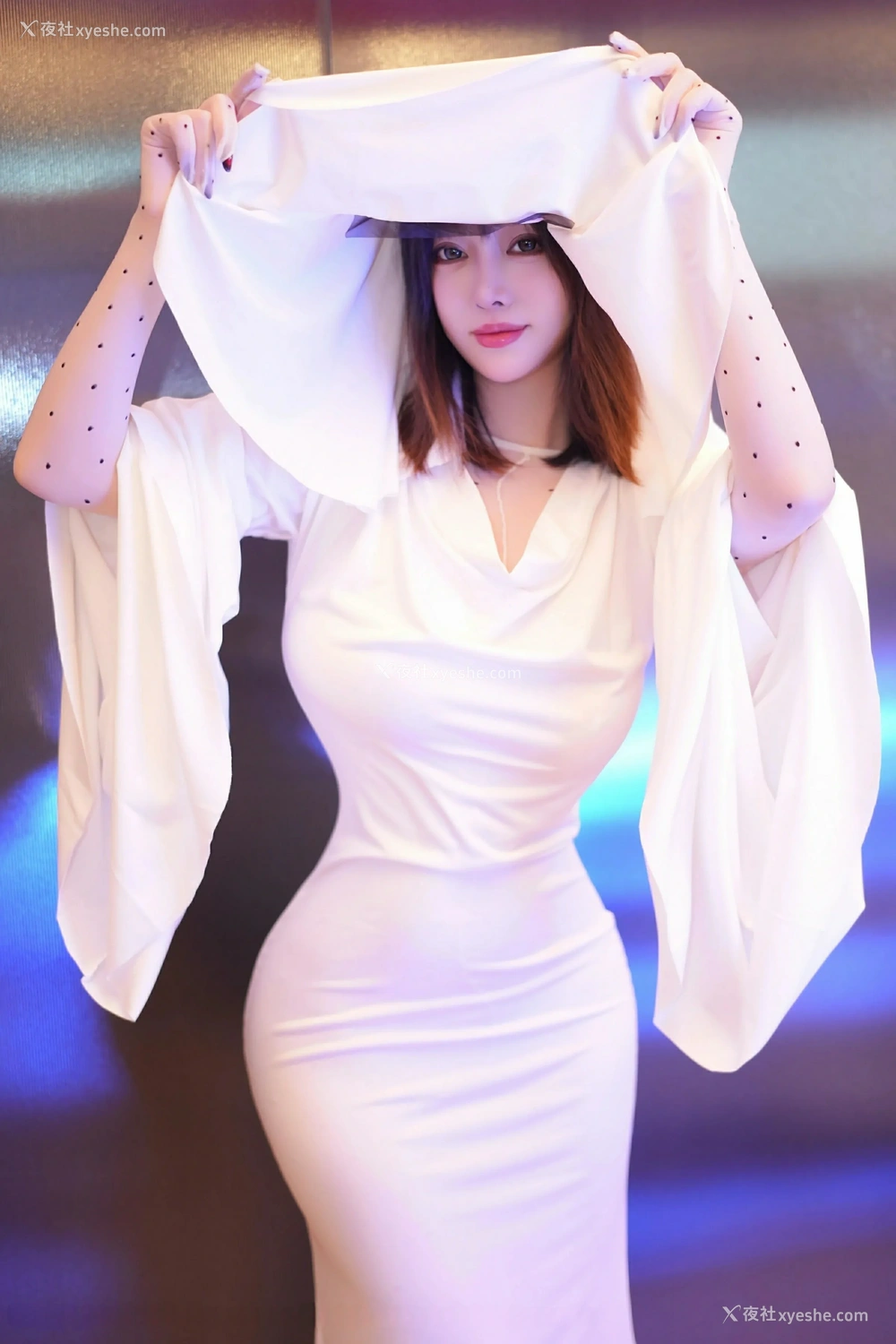 1P - [XiuRen秀人网] No.9629 王雨纯