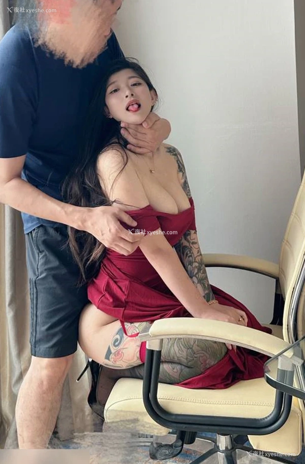 1P - 巨乳肥臀反差网红@健身婊 尺度定制作合集5