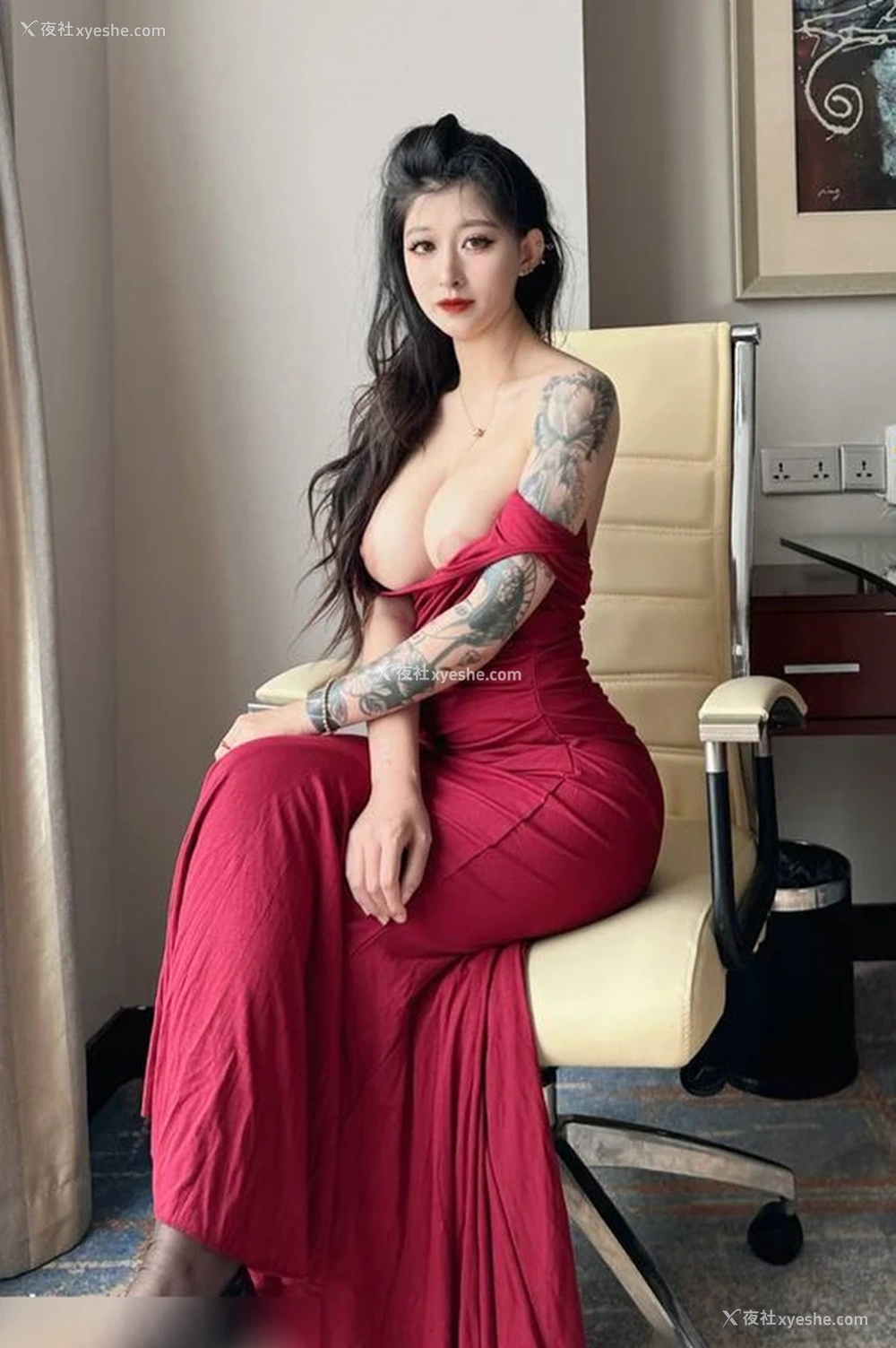 1P - 巨乳肥臀反差网红@健身婊 尺度定制作合集5