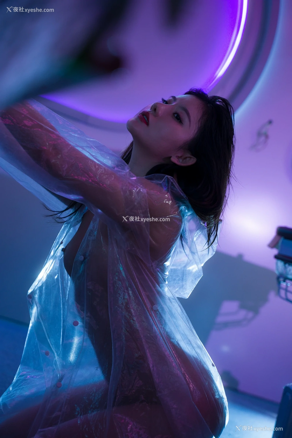 1P - 就是阿朱啊 – 雨衣
