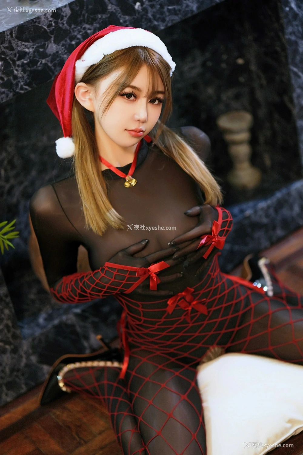 1P - [XiuRen秀人网] No.9641 Zoe柚柚