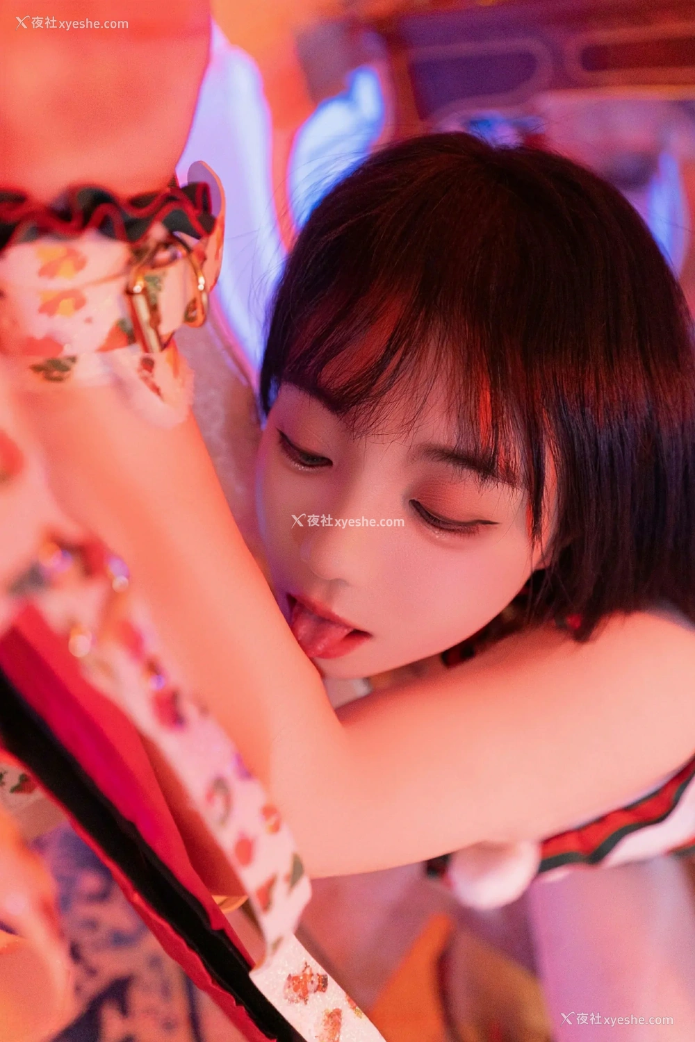 1P - [XiuRen秀人网] No.9638 软情
