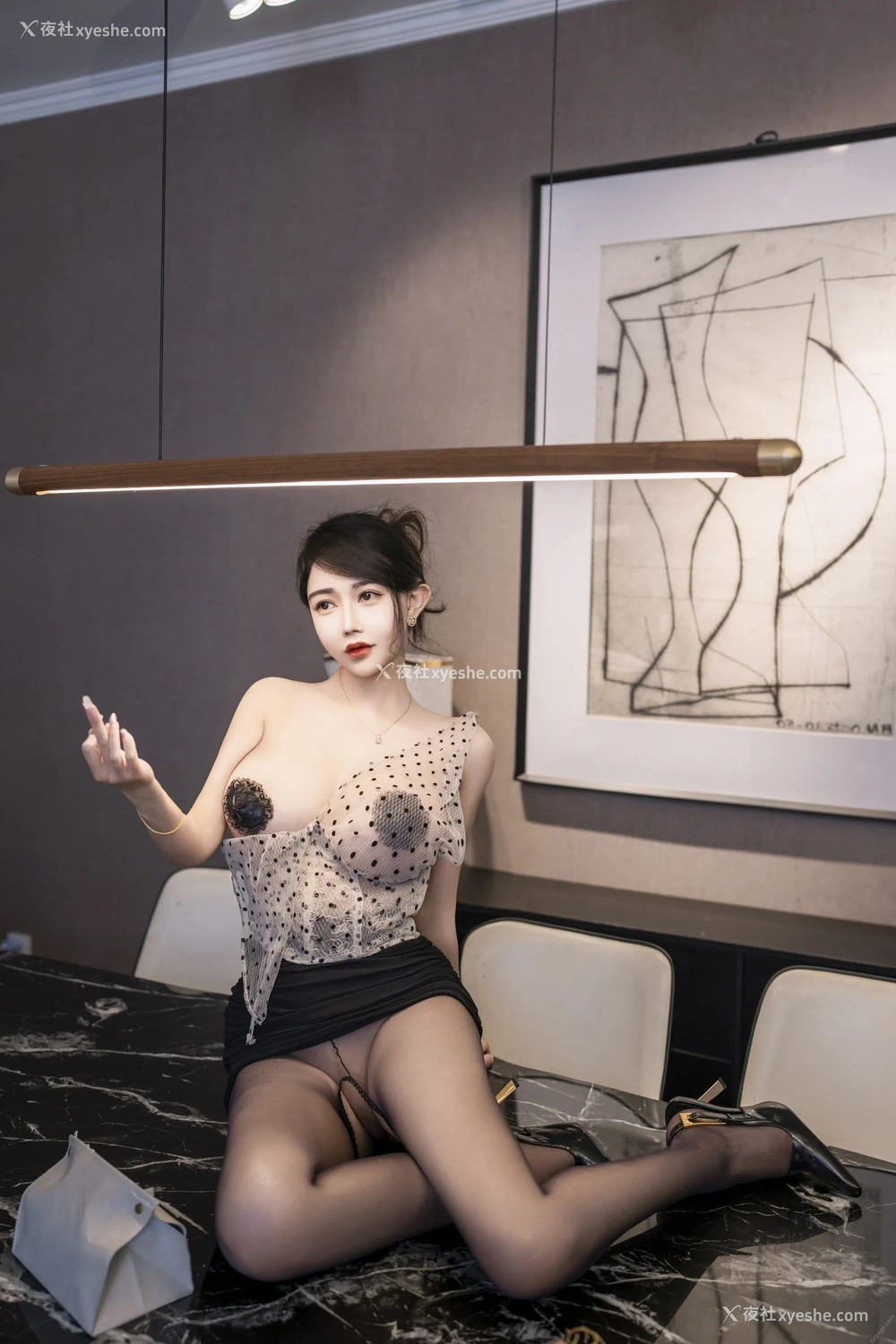 1P - xiuren秀人网福利李若汐ci大尺度私拍写真厨房女仆