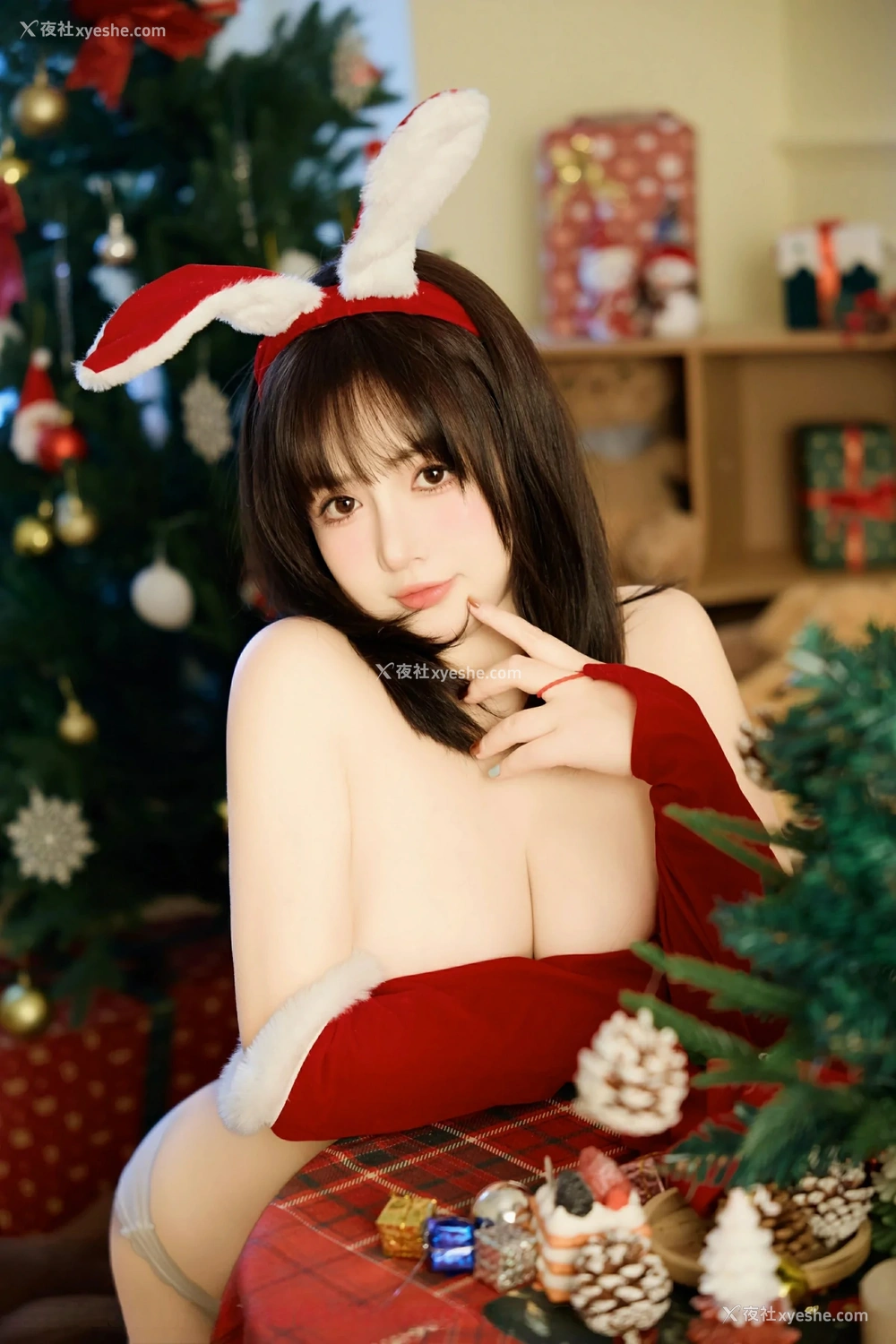 1P - [XiuRen秀人网] No.9656 养乐多Doll