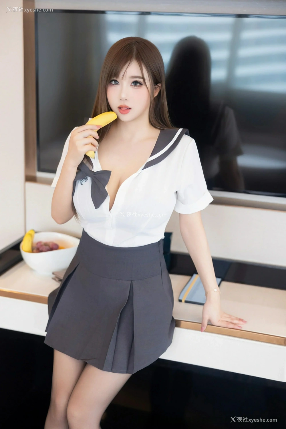 1P - [XiuRen秀人网] No.9663 小肉肉咪