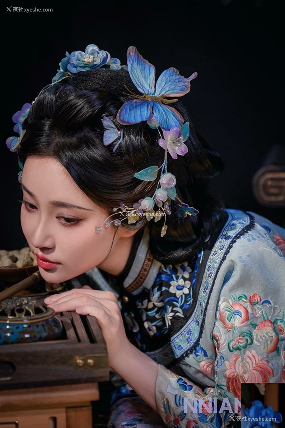 1P - 极品女神年年 丝兰陵 The one day 无圣光唯美图集