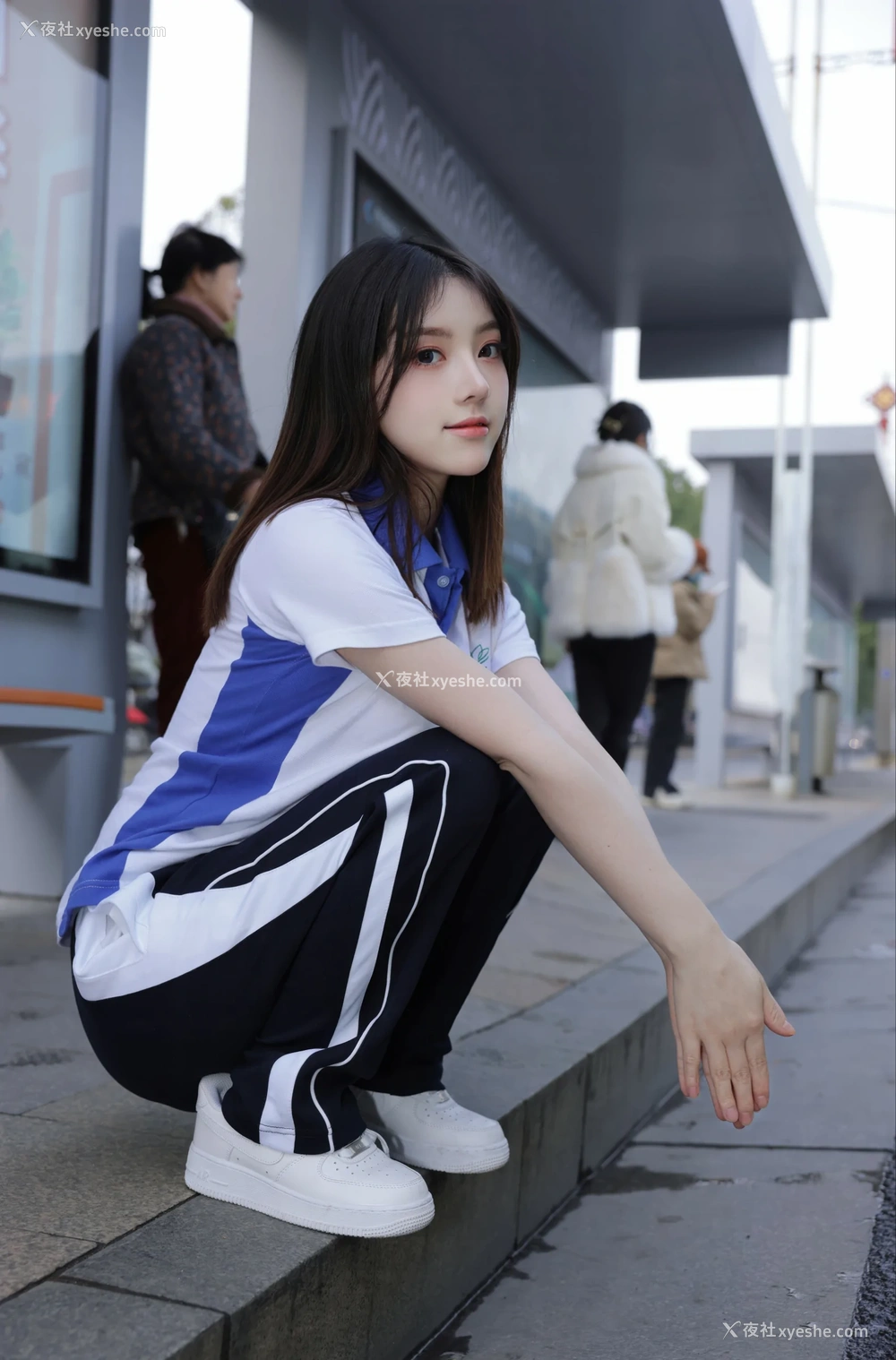 1P - xiuren秀人网福利豆瓣酱大尺度私拍写真学生妹公交车