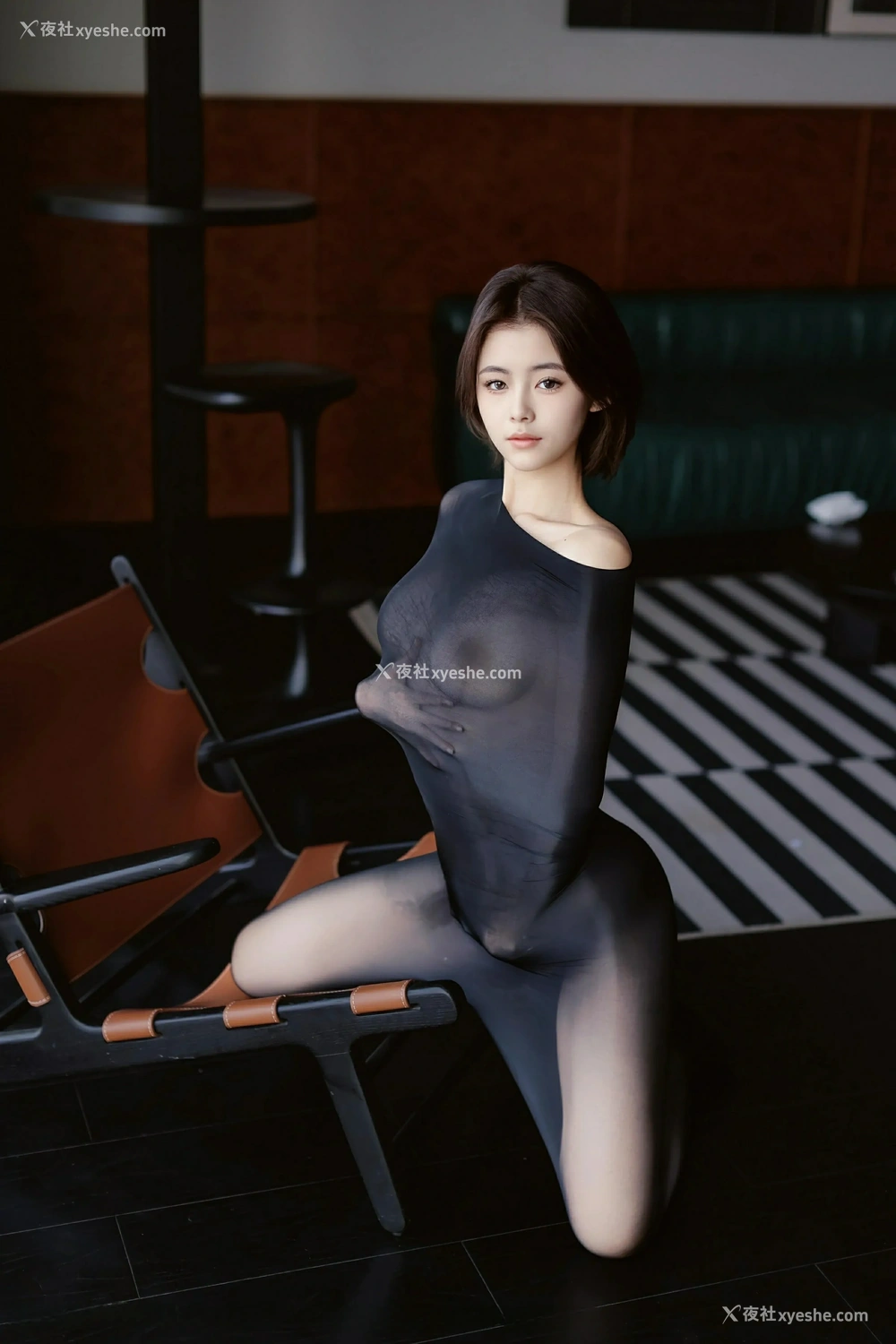 1P - [XiuRen秀人网] No.9684 小橘子orange