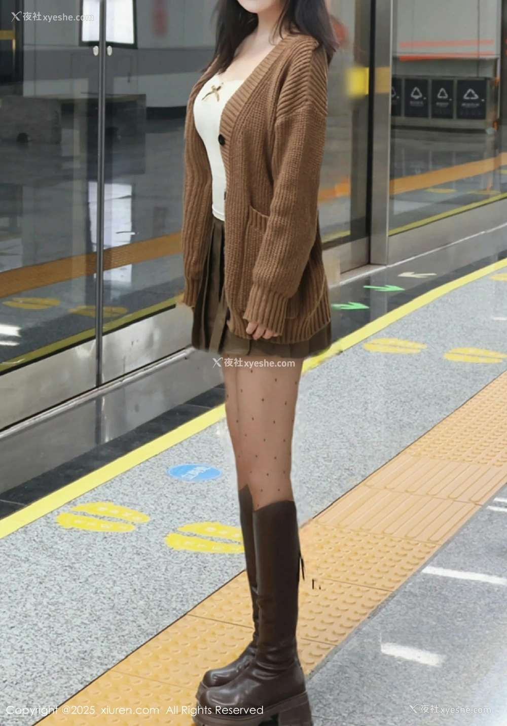 1P - [XiuRen秀人网] No.9708 小薯条nienie