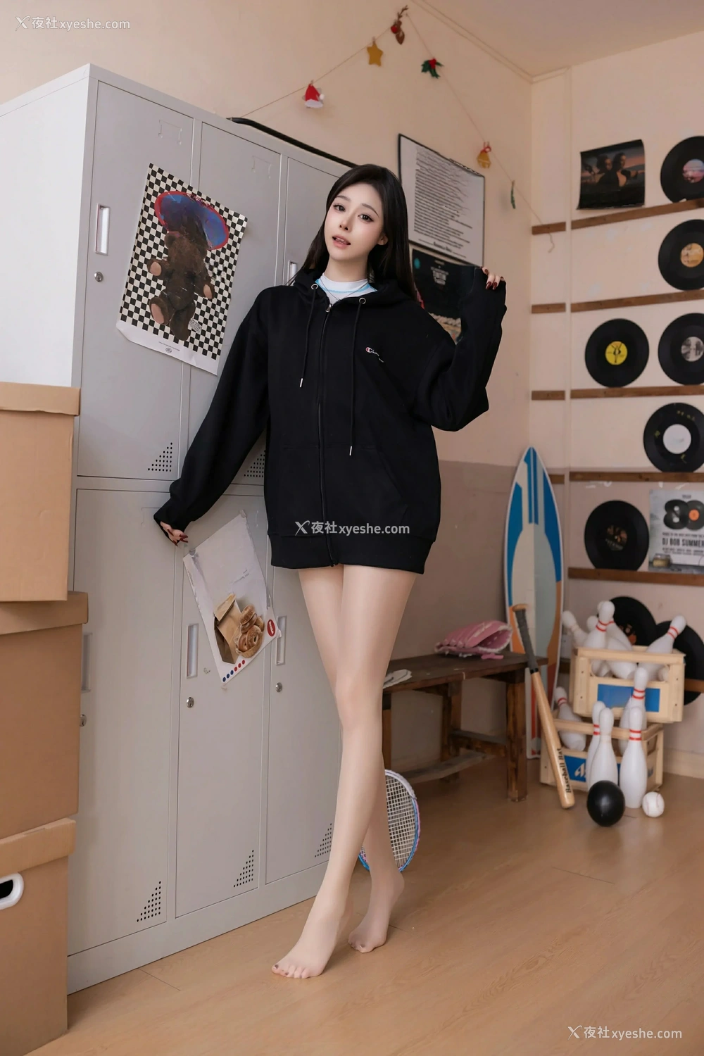 1P - [XiuRen秀人网] No.9707 小逗逗