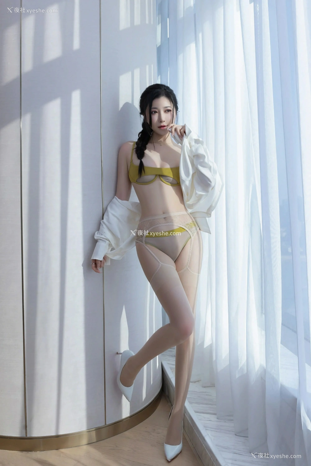 1P - [XiuRen秀人网] No.9709 鱼子酱Fish