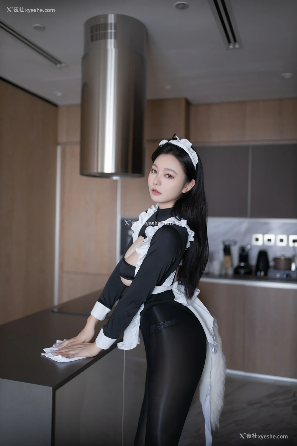 1P - xiuren秀人网福利安然anran大尺度私拍写真女仆