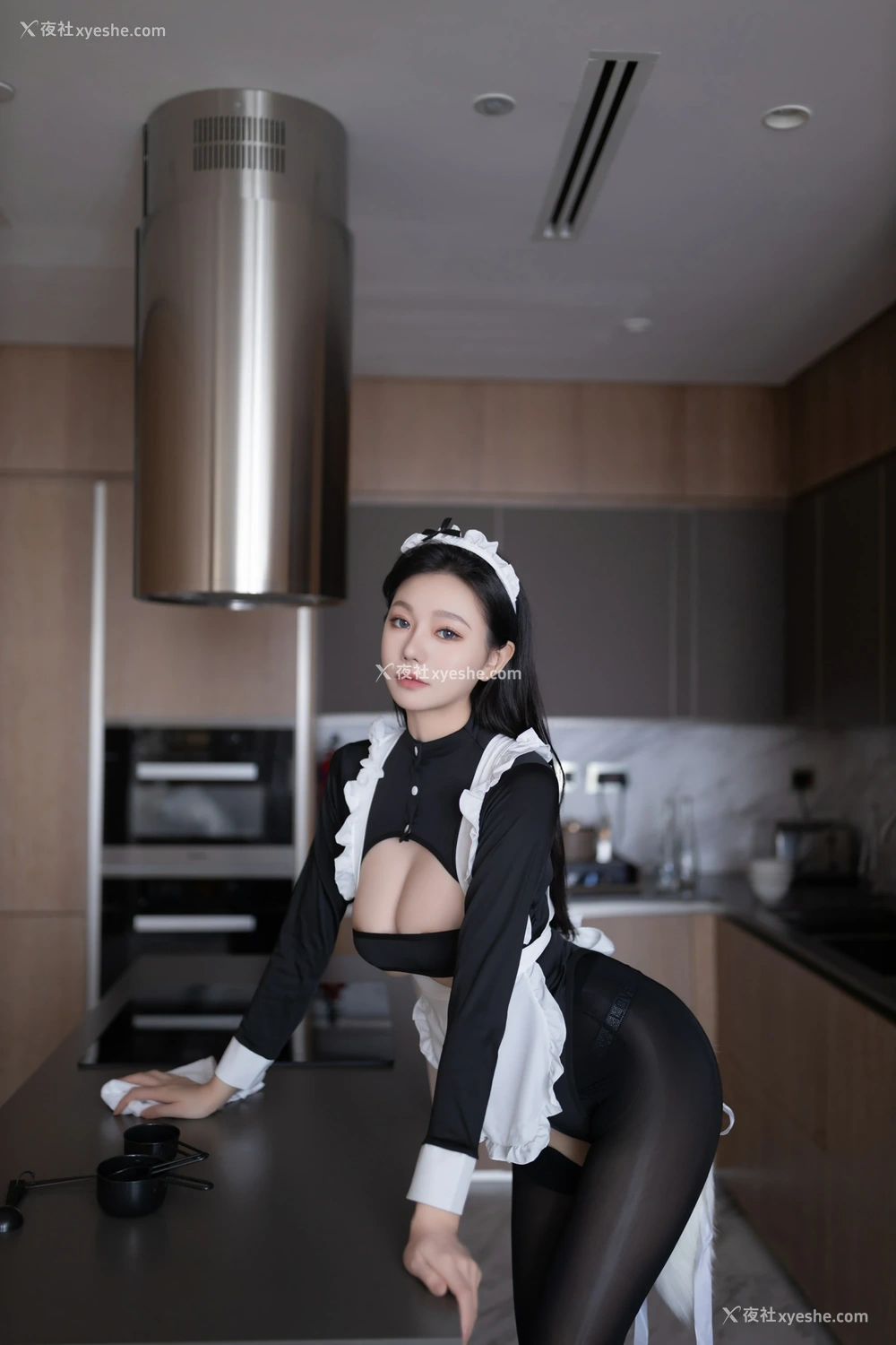 1P - xiuren秀人网福利安然anran大尺度私拍写真女仆