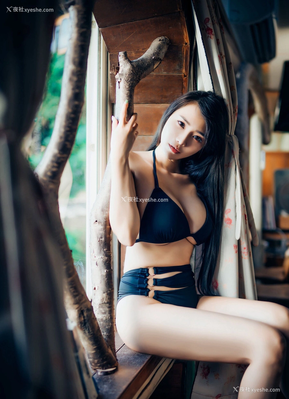 1P - 乐乐《突如其来》