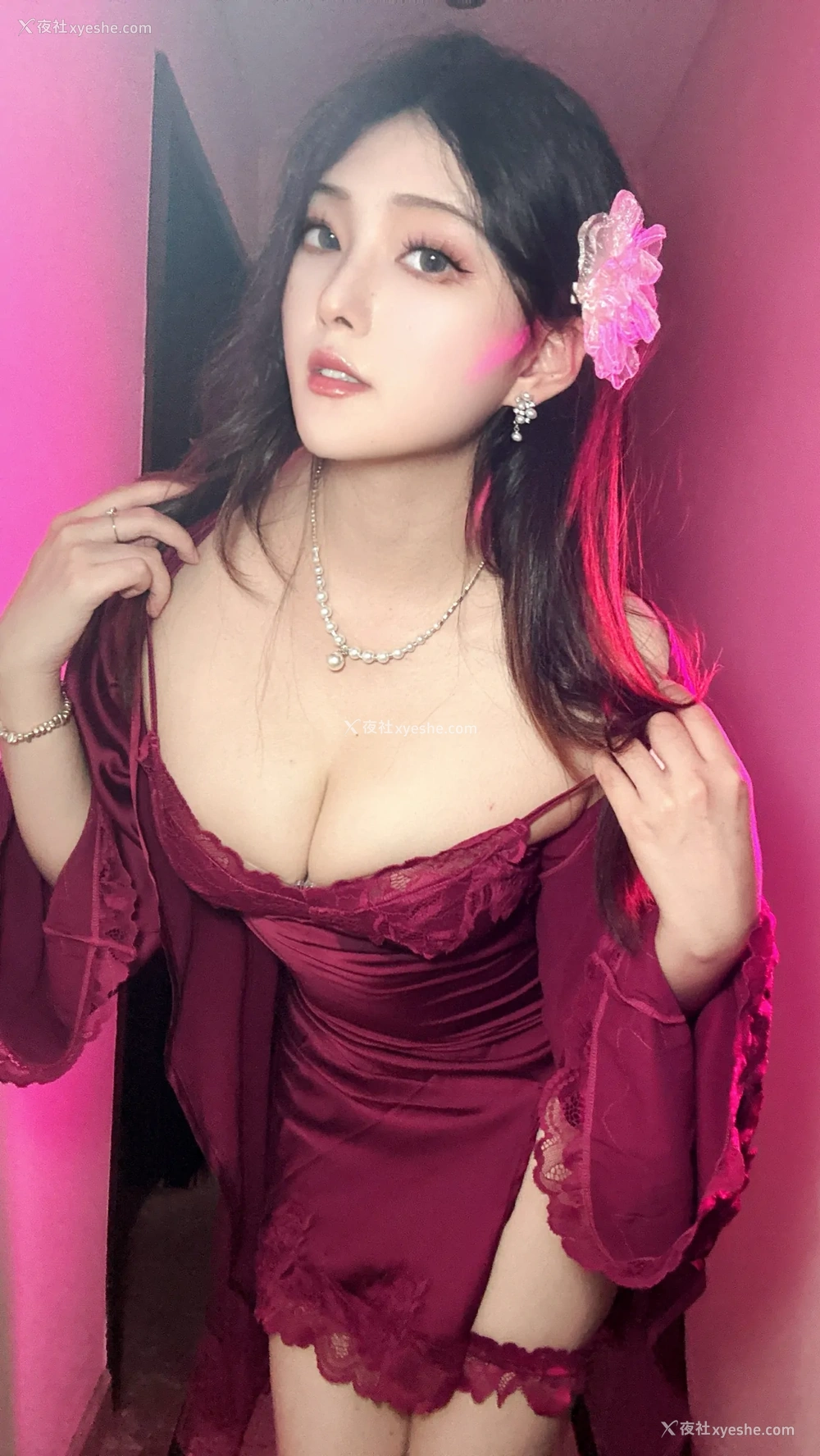 1P - Natsuko夏夏子 – 紫罗兰