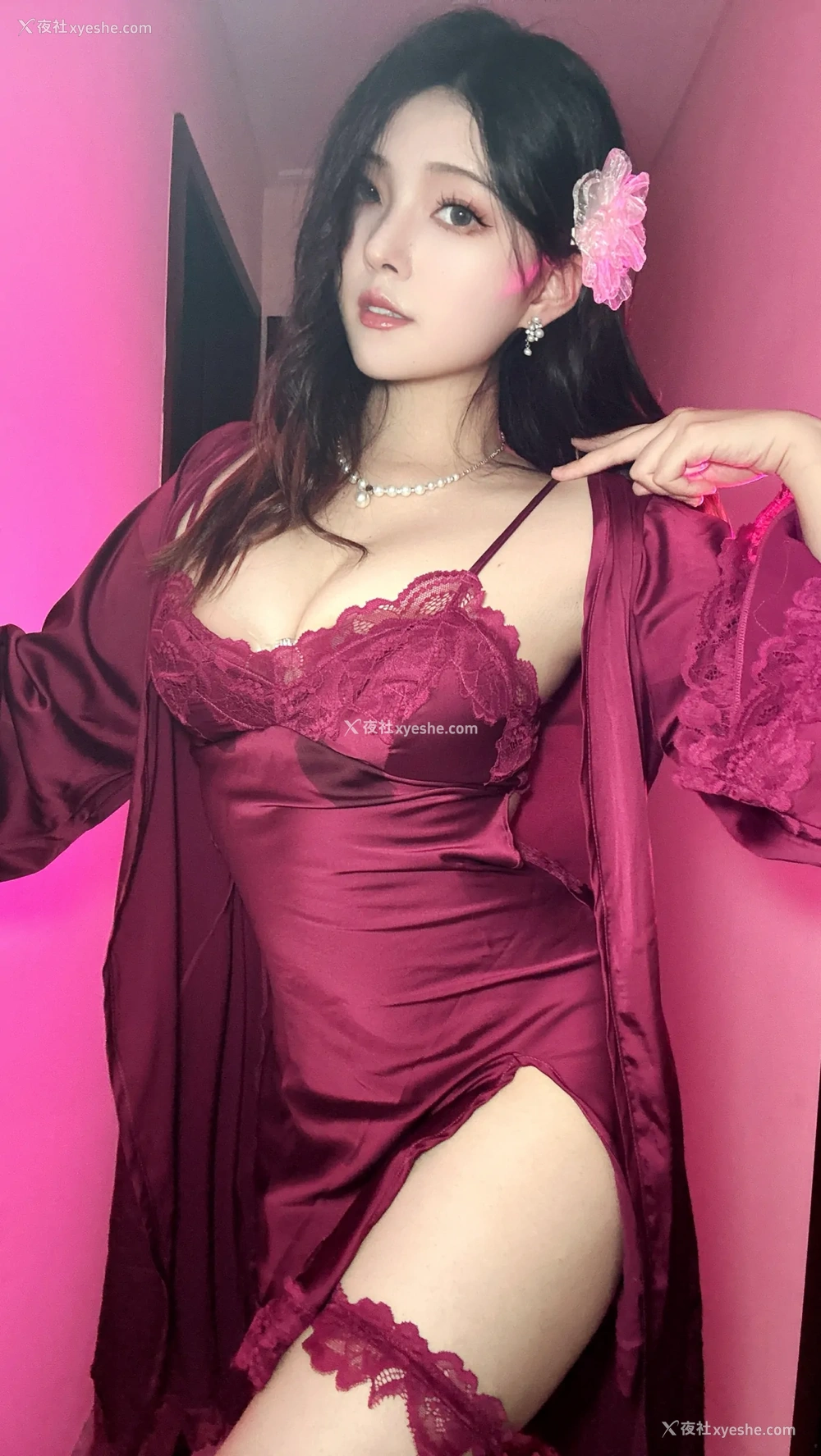 1P - Natsuko夏夏子 – 紫罗兰