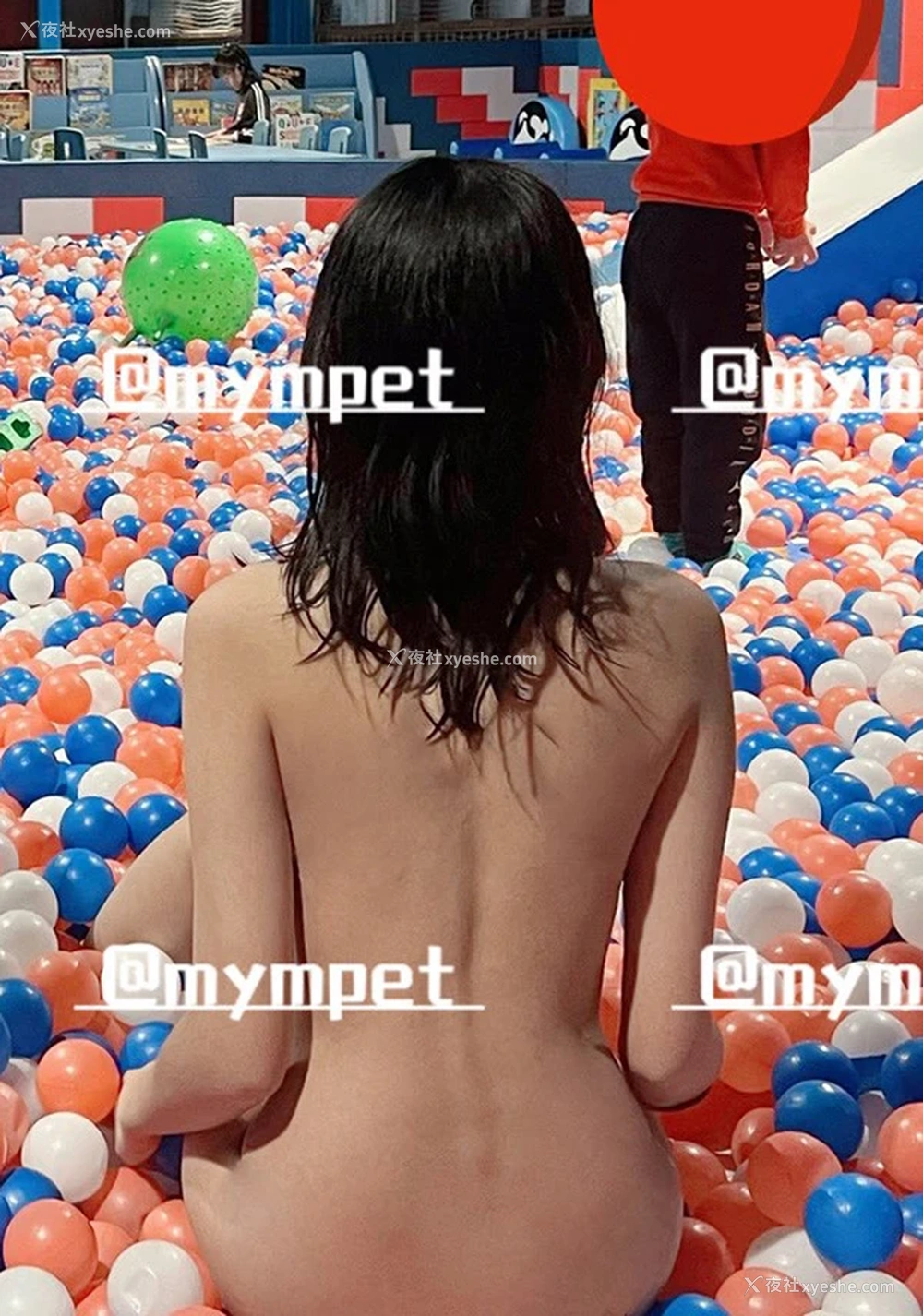 1P - 露出系福利姬@mympet 尺度私拍视图合集4