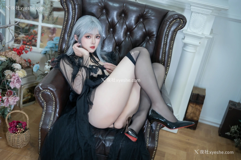 1P - Natsuko夏夏子 – 黑蝴蝶