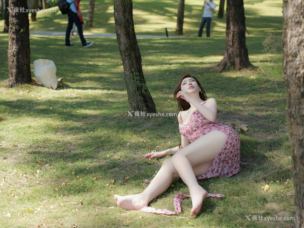 1P - [XiuRen秀人网] No.9736 Carol周妍希X