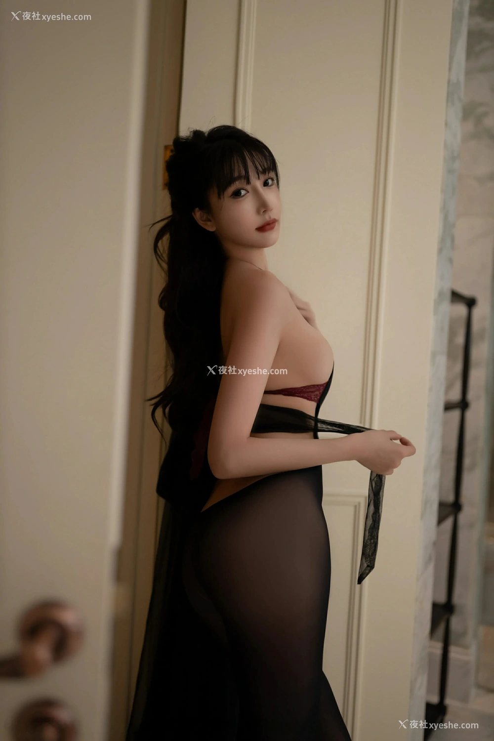 1P - [XiuRen秀人网] No.9735 陆萱萱