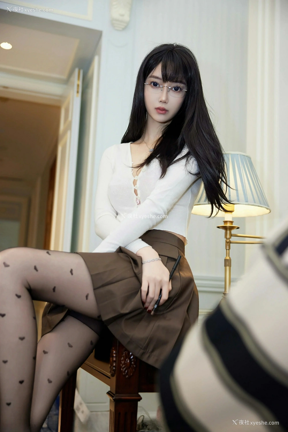 1P - [XiuRen秀人网] No.9737 玥儿玥er