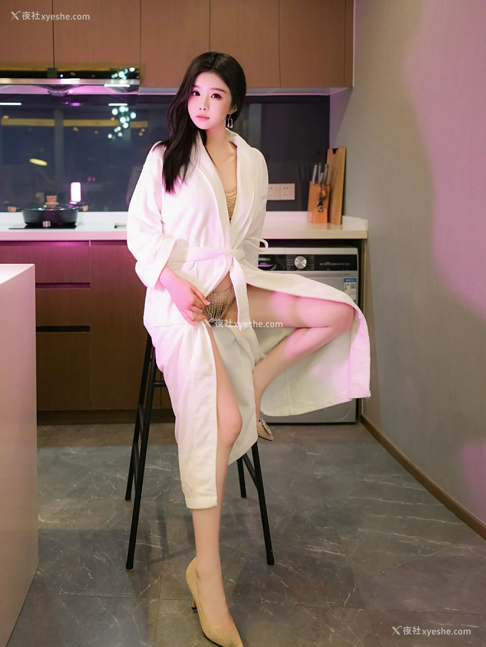 1P - [XiuRen秀人网] No.9741 袁圆