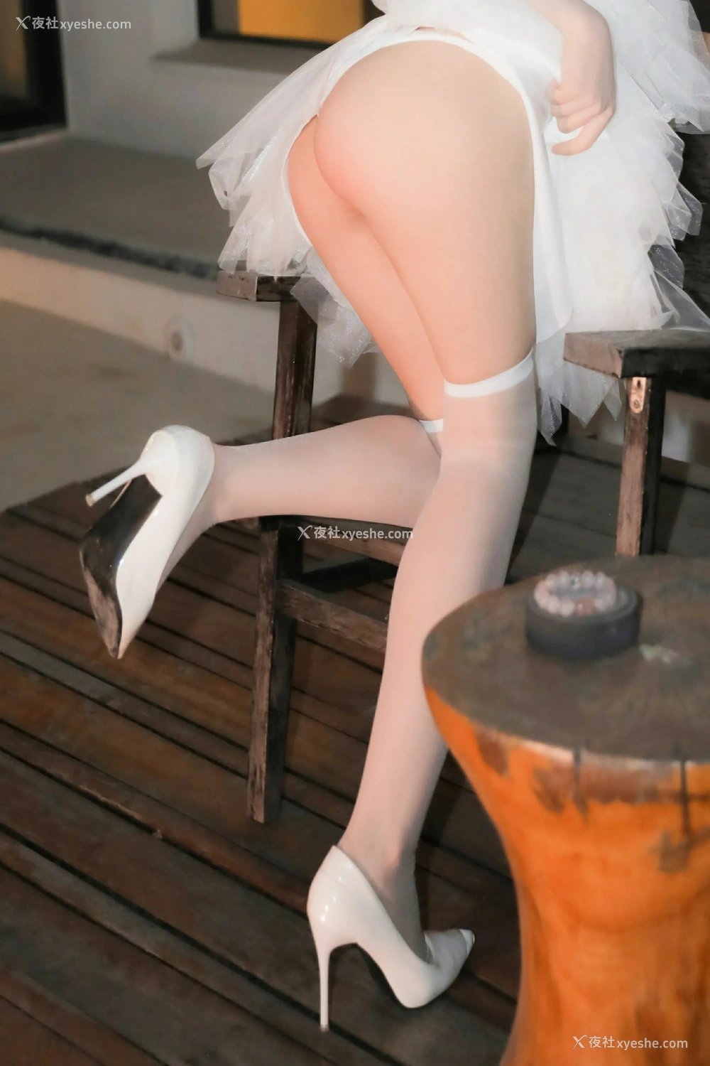 1P - [XiuRen秀人网] No.9742 桃妖夭