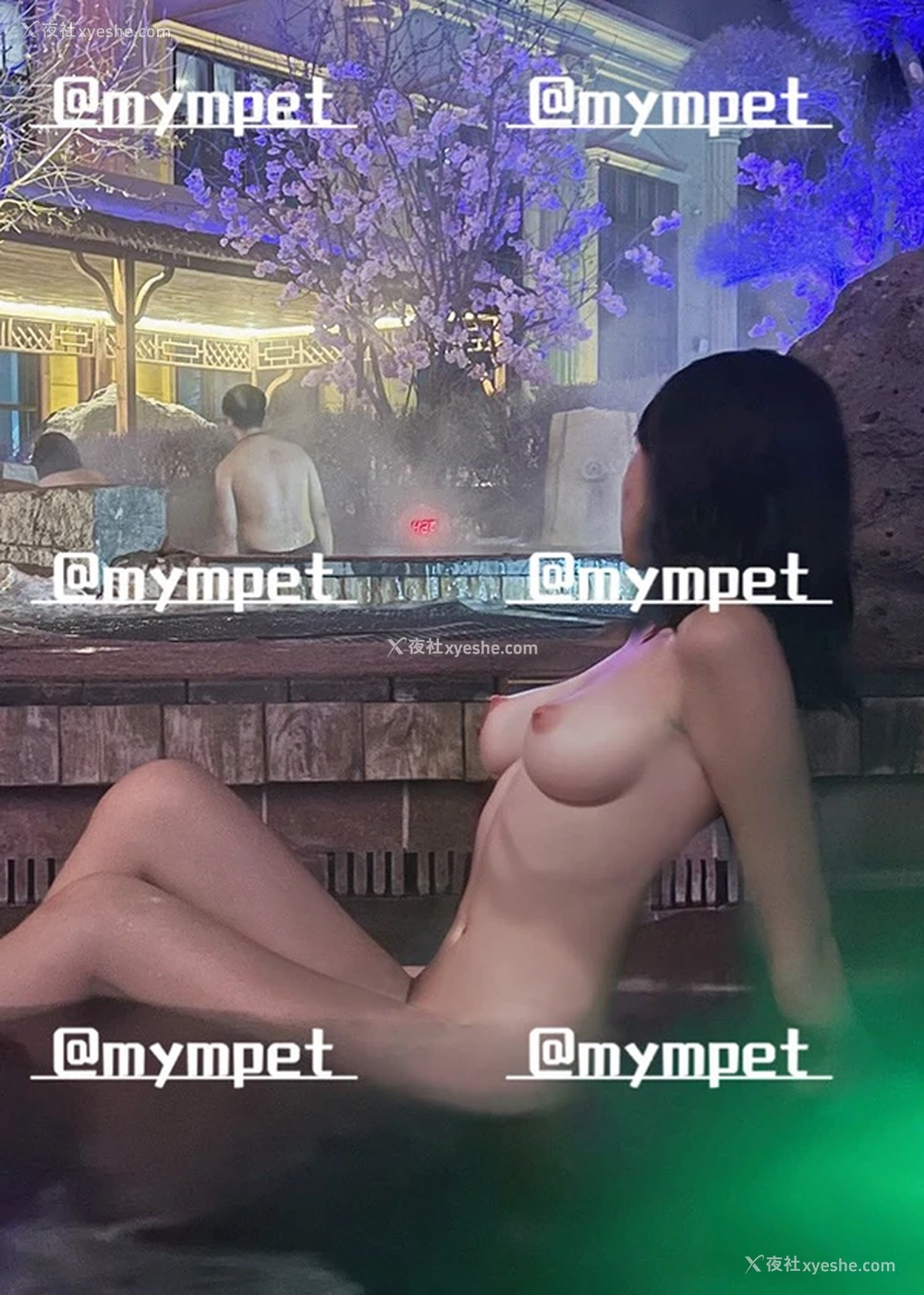 1P - 露出系福利姬@mympet 尺度私拍视图合集5