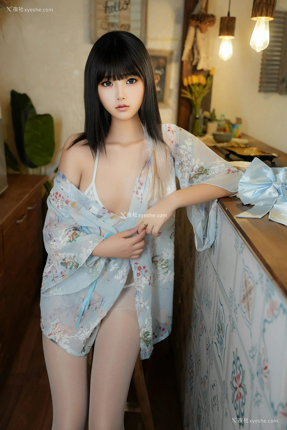 1P - [XiuRen秀人网] No.9760 姚若兮vay