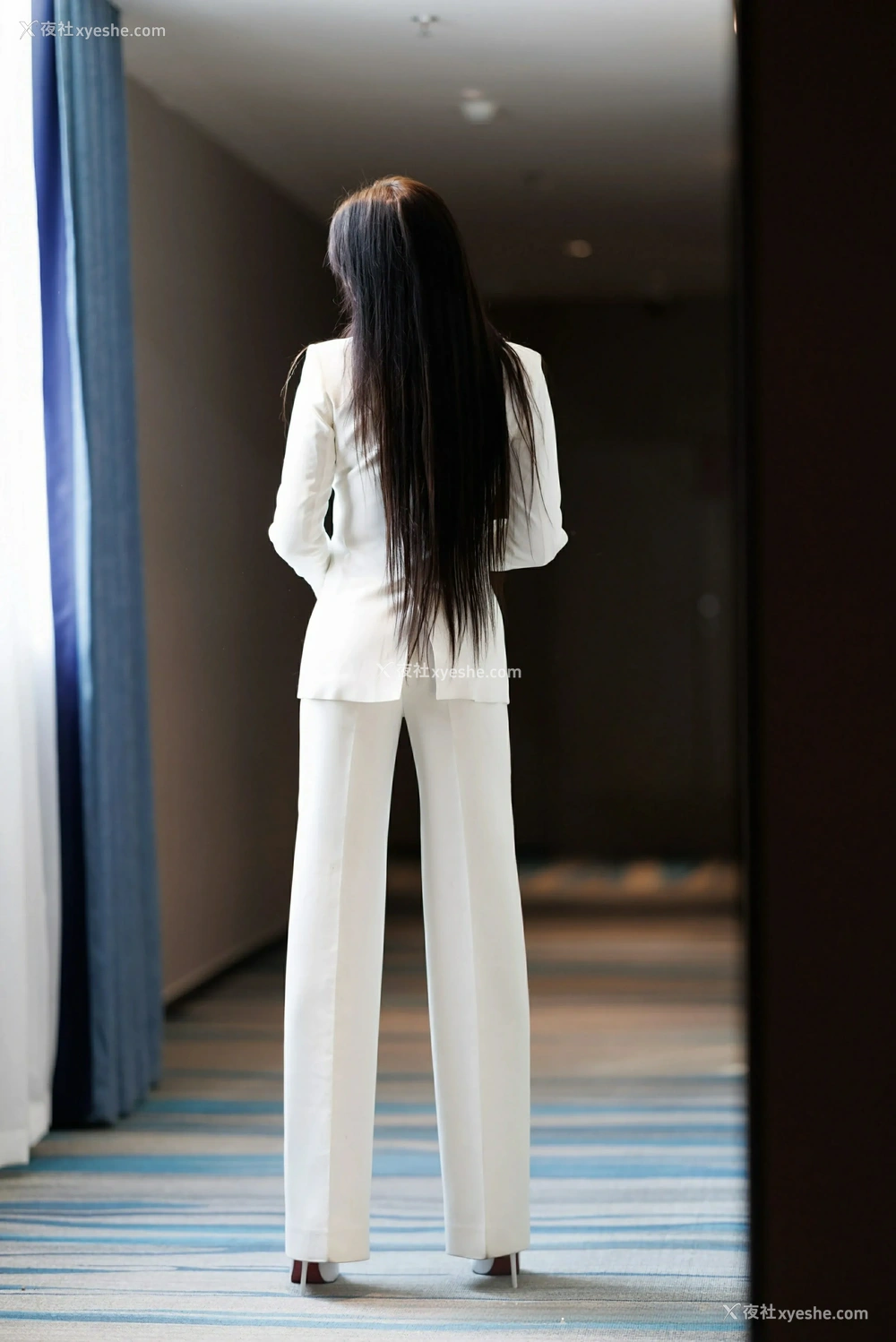 1P - [XiuRen秀人网] No.9755 娜比