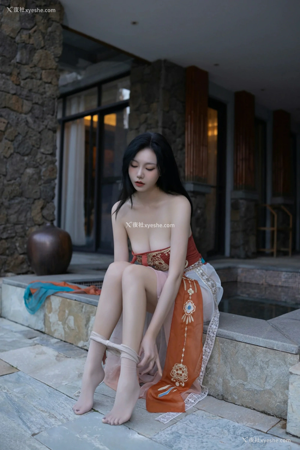 1P - [XiuRen秀人网] No.9757 安然anran