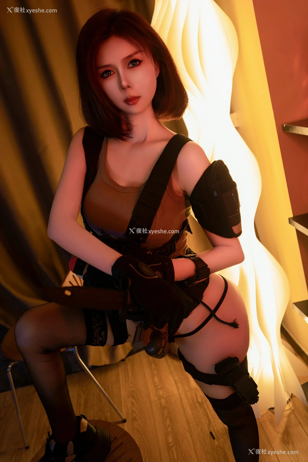 1P - [XiuRen秀人网] No.9759 白芷yy