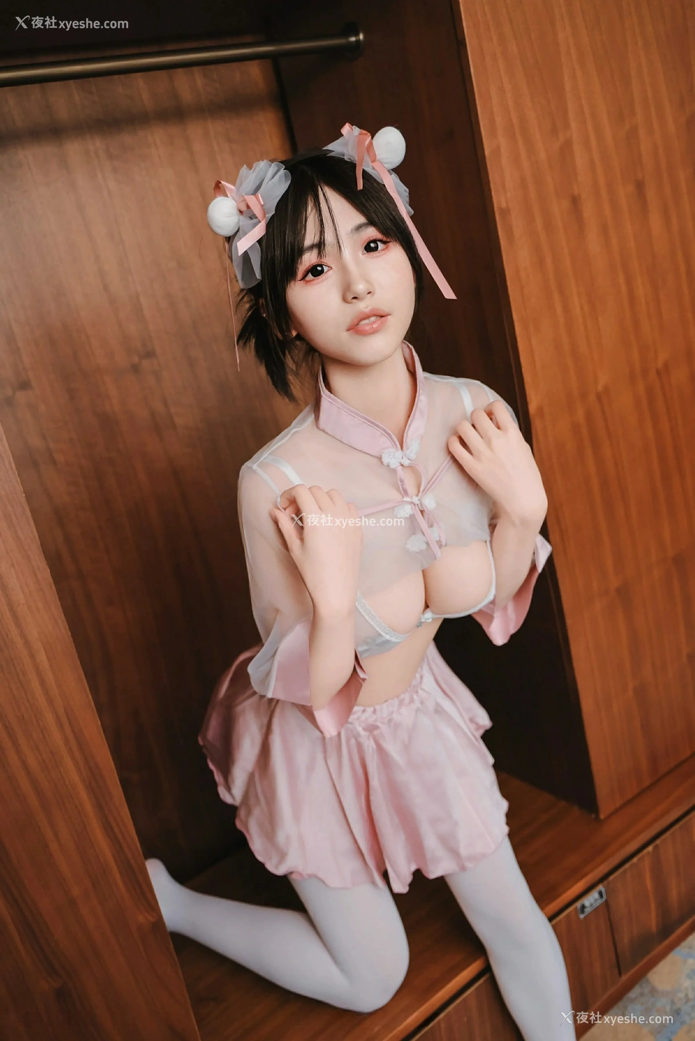 1P - [XiuRen秀人网] No.9763 奶芙乔乔