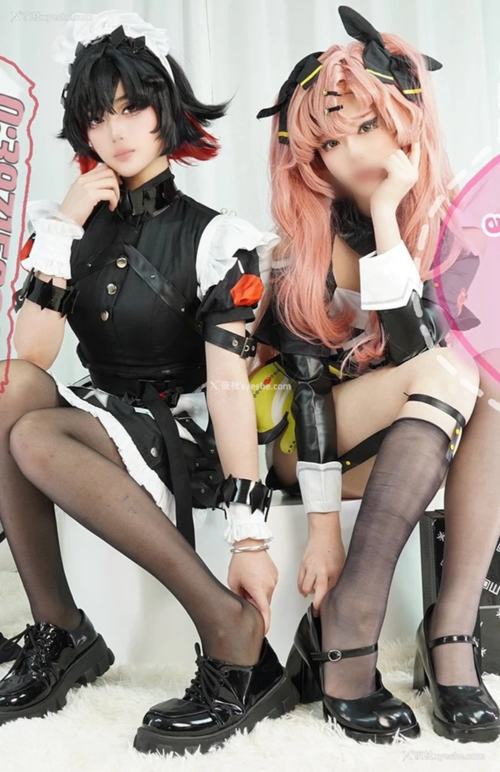 1P - 丝足福利姬@月野兔崽子 道具私拍视图合集